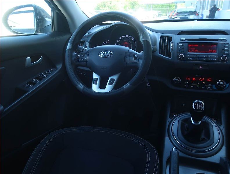 Kia Sportage (2013) 1.7 CRDi, Serv.kniha, Tempomat - fotka 7 z 17