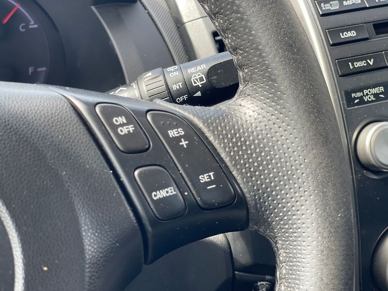 Mazda 5 2.0MZR-CD *105KW*7.MÍST*EL.DVE - fotka 30 z 36