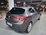 Alfa Romeo Giulietta (2012) - náhled 12
