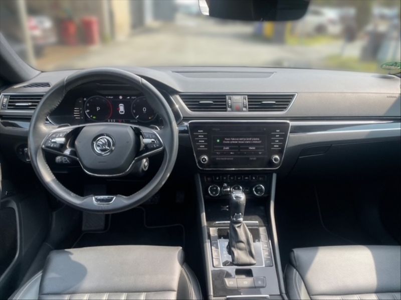 Škoda Superb 2,0 TDI 147 4x4 L&K Aut - fotka 9 z 11