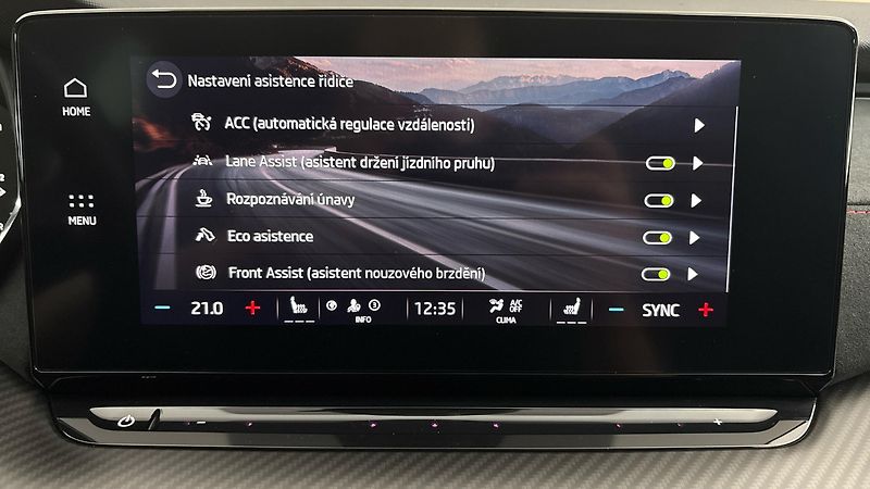 Škoda Octavia 2.0 TDI DSG 4x4 RS Combi - fotka 24 z 27