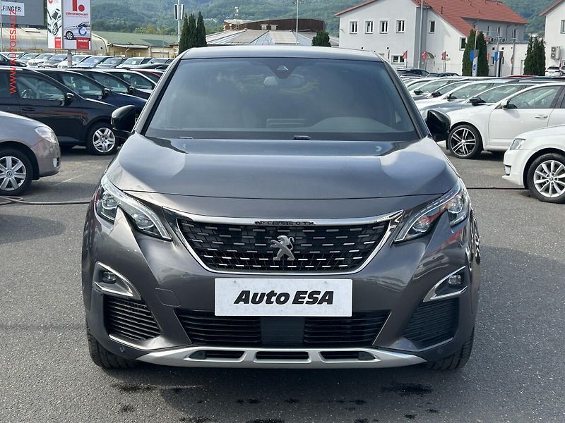 Peugeot 3008 (2018) 1.2 PT, GT Line - fotka 2 z 19