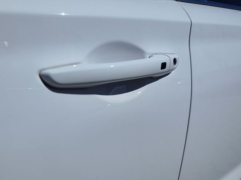 Hyundai i30 1.5 T-GDI/117kW Smart - fotka 14 z 34