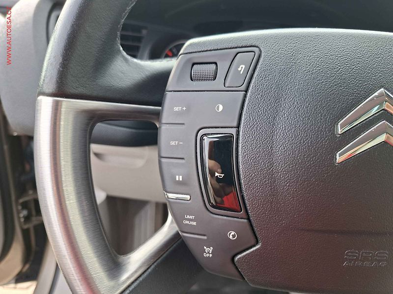 Citroën C5 (2010) 2.0 HDi, 2.maj,ČR, STK4/28 - fotka 16 z 21