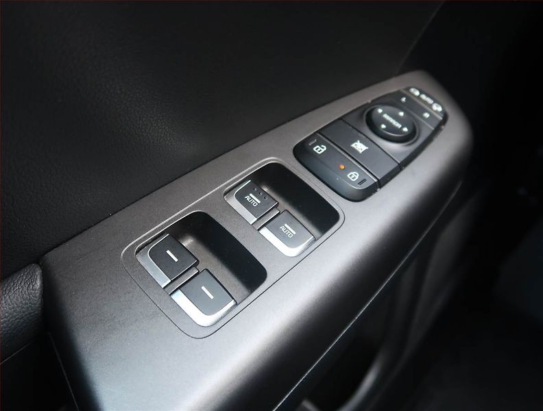 Kia Sportage (2021) Exclusive 1.6 CRDi, Automat - fotka 16 z 24