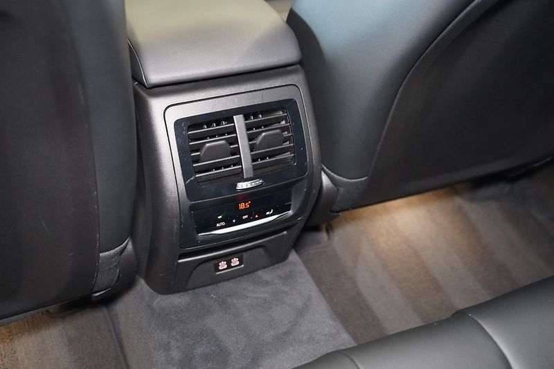 BMW X3 30e xDrive, M Sport, Head-up - fotka 40 z 42