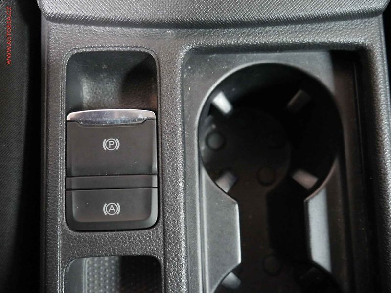 Škoda Octavia (2021) 2.0 TDi, Ambition, DSG, navi - fotka 21 z 21
