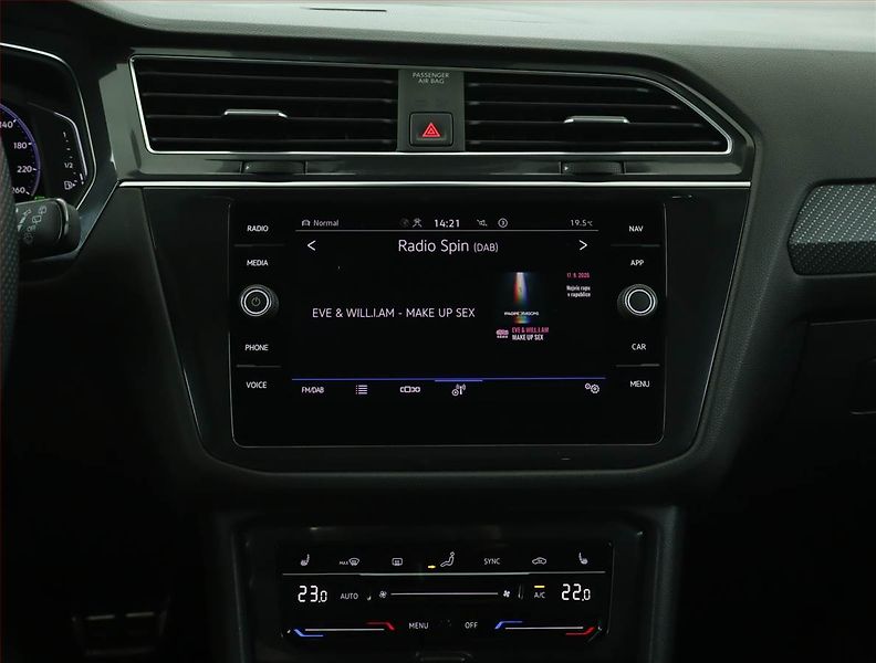 Volkswagen Tiguan Allspace (2022) R-Line 2.0 TSI - fotka 12 z 18