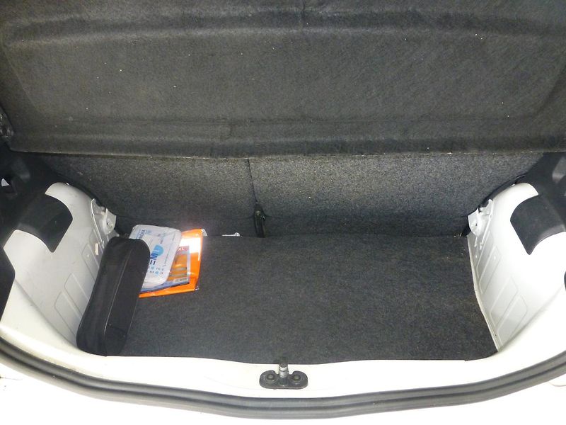 Volkswagen up! (2013) 1,0MPI**KLIMATIZACE** - fotka 20 z 22