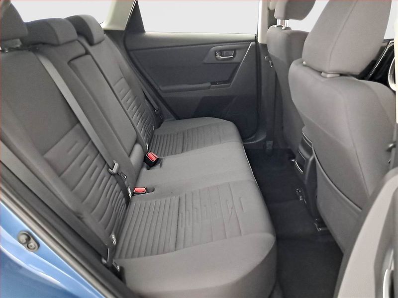 Toyota Auris (2018) 1.6 Valvematic, Automat, ČR - fotka 9 z 21