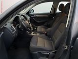 Audi Q3 (2013) 2.0 TDi, AC, výhřev sed. - náhled 9