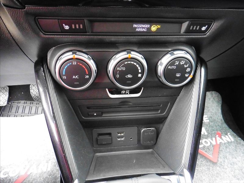 Mazda 2 1,5 Skyactiv Takumi - fotka 9 z 16