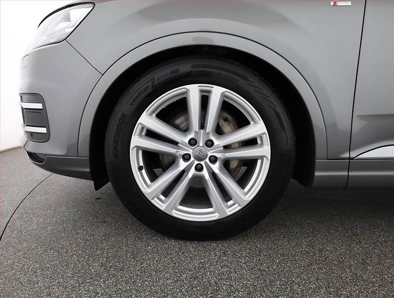 Audi Q7 (2017) S-Line 3.0 TDI - fotka 20 z 20