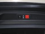 Peugeot 5008 1,2 PT 96kW AT Pano.Paměť  7-m - náhled 29