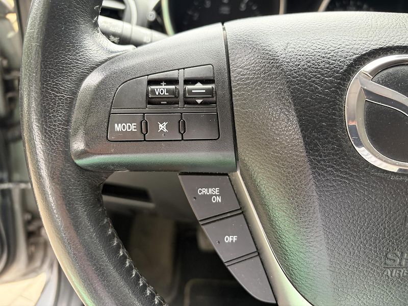 Mazda 3 2.0 Exclusive-Line - fotka 27 z 30