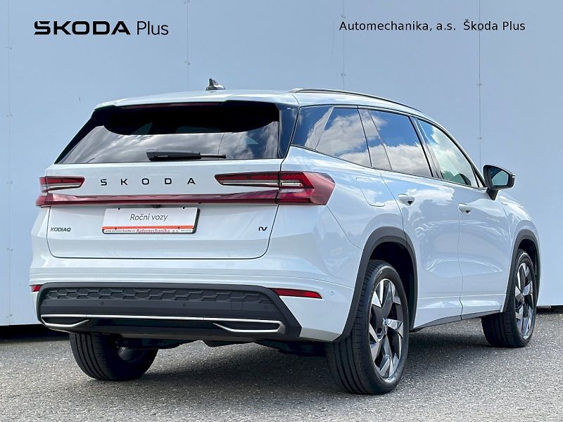 Škoda Kodiaq (2025) DSG 1.5 TSI / iV 150kW / SPORT - fotka 2 z 35