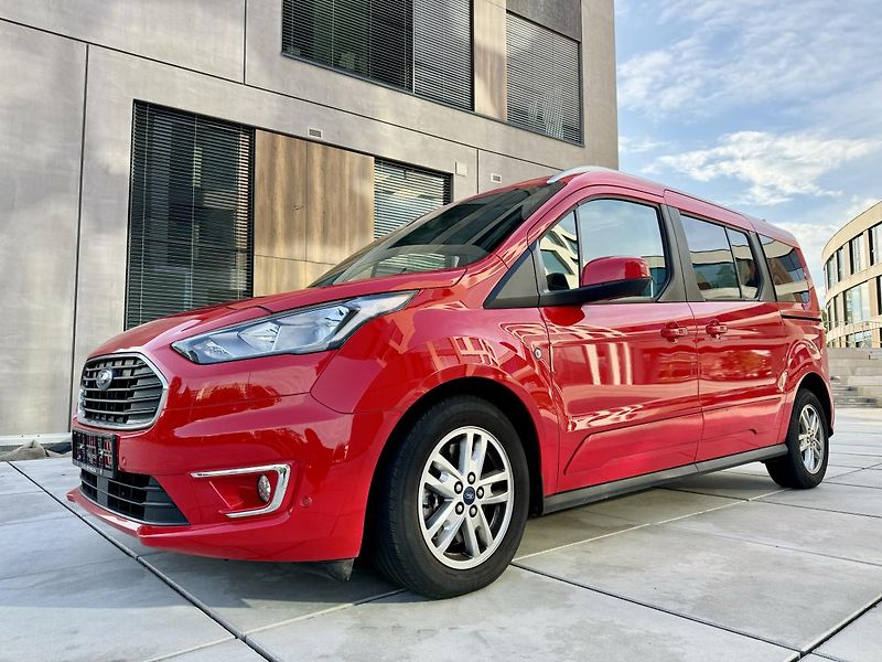 Ford Tourneo Connect (2020) Grand 1.5 TDCI TITANIUM PANORA - fotka 48 z 58