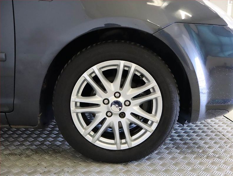 Ford C-MAX (2010) Ghia 1.6 TDCi, nová STK - fotka 15 z 18