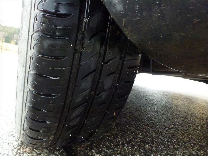 Citroën Berlingo 1,6 HDI 3míst Tažné,Klima,Temp - fotka 39 z 49