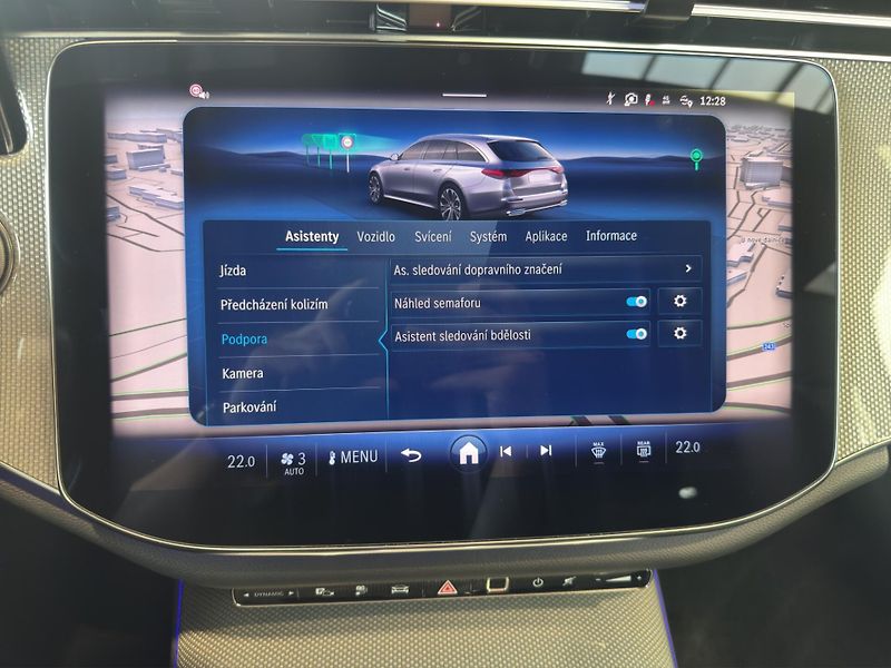 Mercedes-Benz Třídy E (2025) E 300 de 4MATIC - fotka 20 z 23