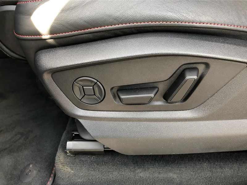 Audi Q7 3,0 TDI Quttro - fotka 27 z 30