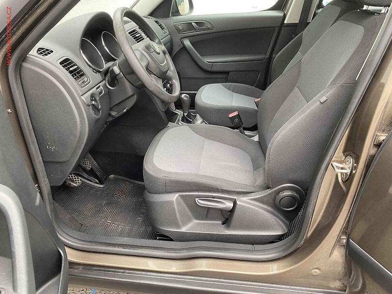 Škoda Yeti (2011) 1.4 TSI, ČR, AC, ČR - fotka 9 z 14