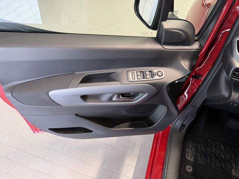 Fiat Qubo L (2026) Prima Rodina 1.5 BlueHDI 130k - fotka 16 z 27