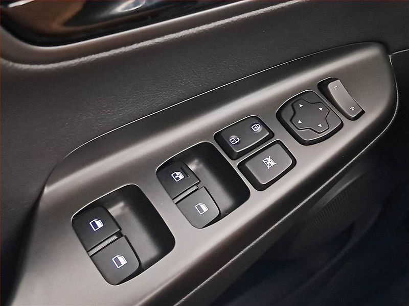 Hyundai Kona (2020) 1.0 T-GDI, Serv.kniha, Kůže - fotka 17 z 19