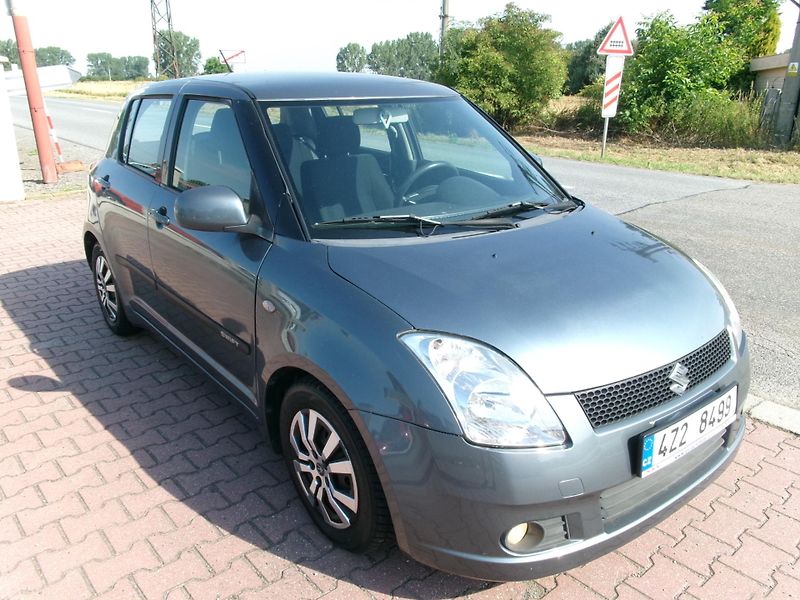 Suzuki Swift (2007) 1,3i KLIMA VÝHŘEV - fotka 3 z 22