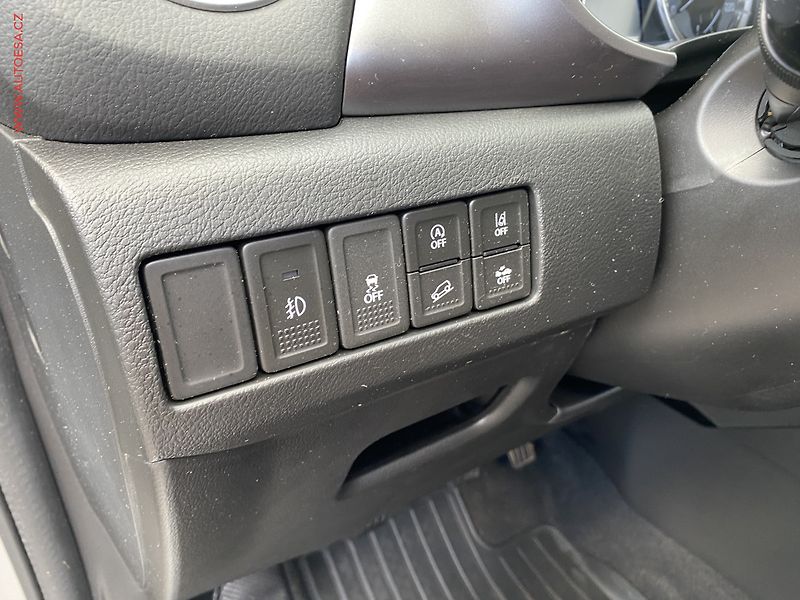 Suzuki Vitara (2020) 1.4 BJet AllGrip, Premium - fotka 14 z 18
