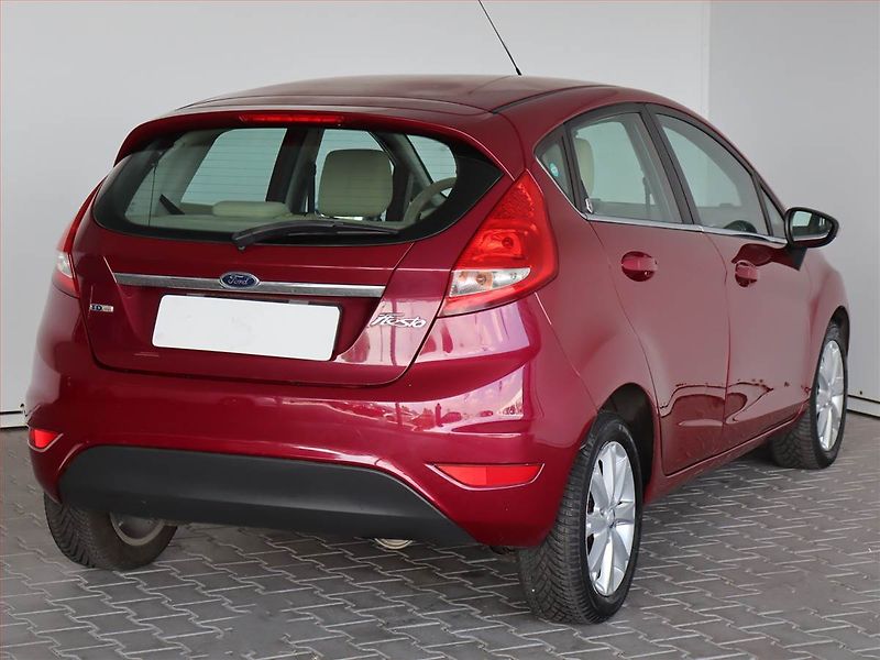 Ford Fiesta (2009) 1.6 TDCi, Tempomat - fotka 5 z 15
