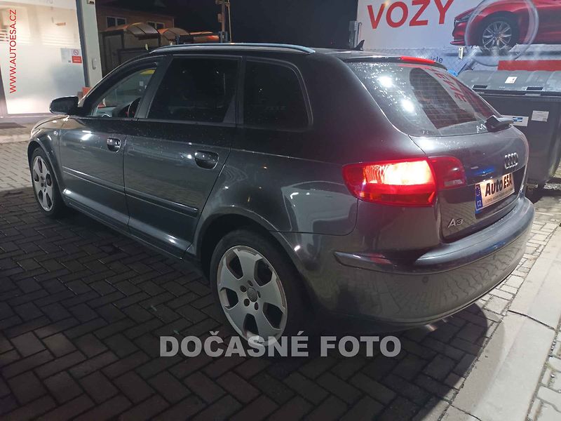 Audi A3 (2007) 2.0 TDI, servis.kniha - fotka 2 z 3