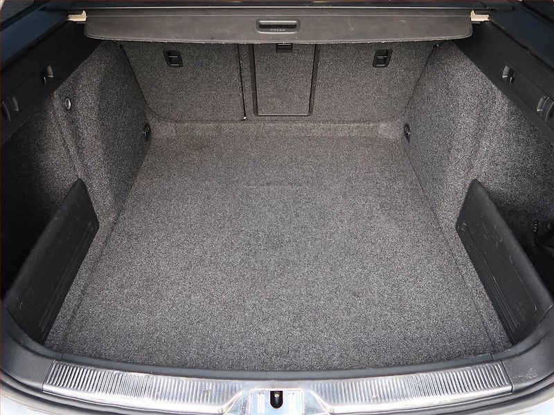 Škoda Superb (2014) Ambition 2.0 TDI, Navi - fotka 14 z 18