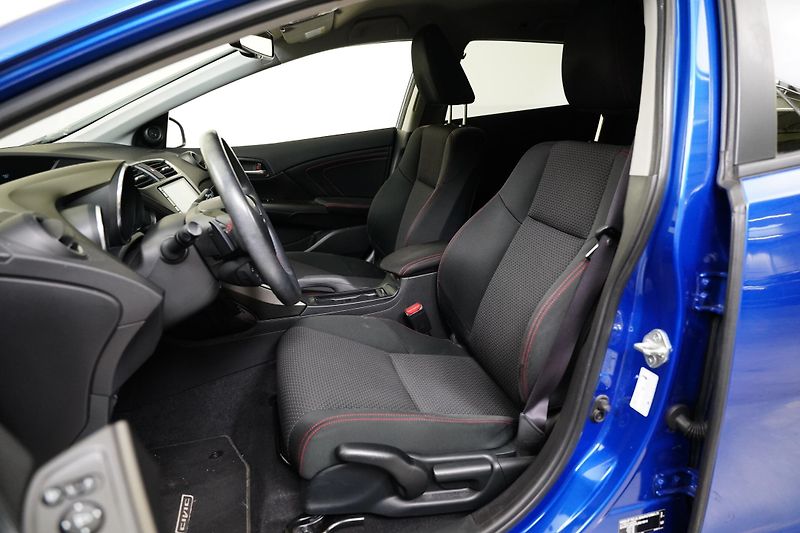 Honda Civic - fotka 11 z 22