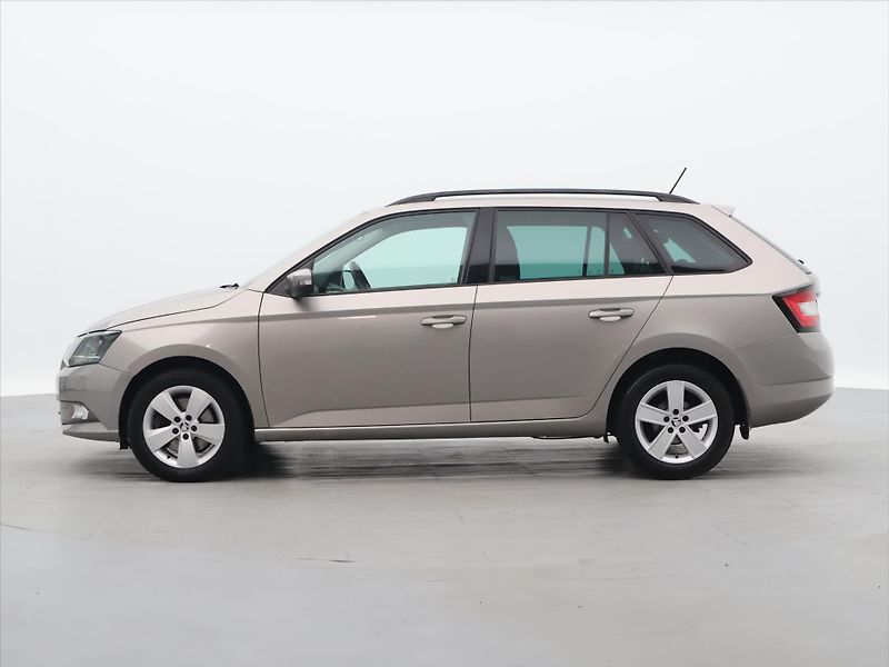 Škoda Fabia 1,2 TSI 81kW CZ Style - fotka 4 z 28