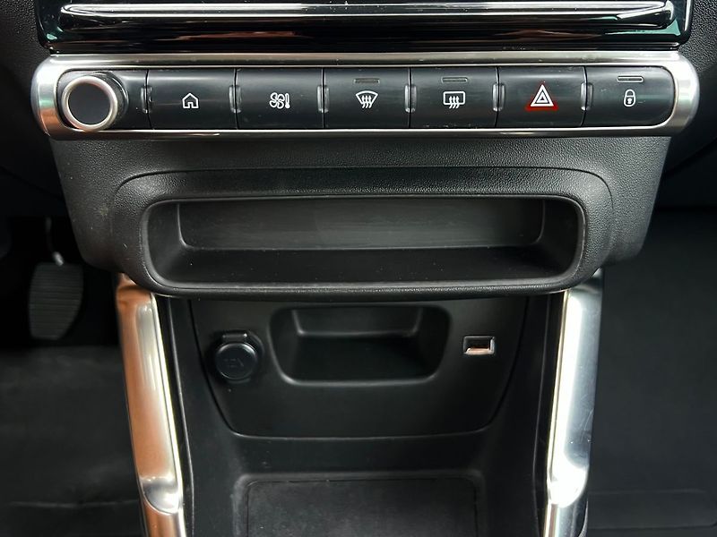 Citroën C3 Aircross (2022) 1.2 PureTech-ALU-P-KAMERA - fotka 31 z 46