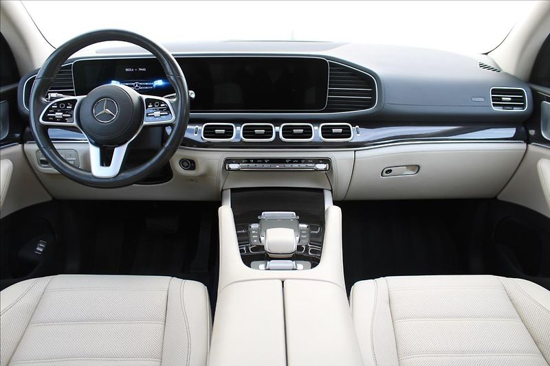 Mercedes-Benz GLS 400d 4M/Exclus/1M/DPH/CZ - fotka 22 z 49