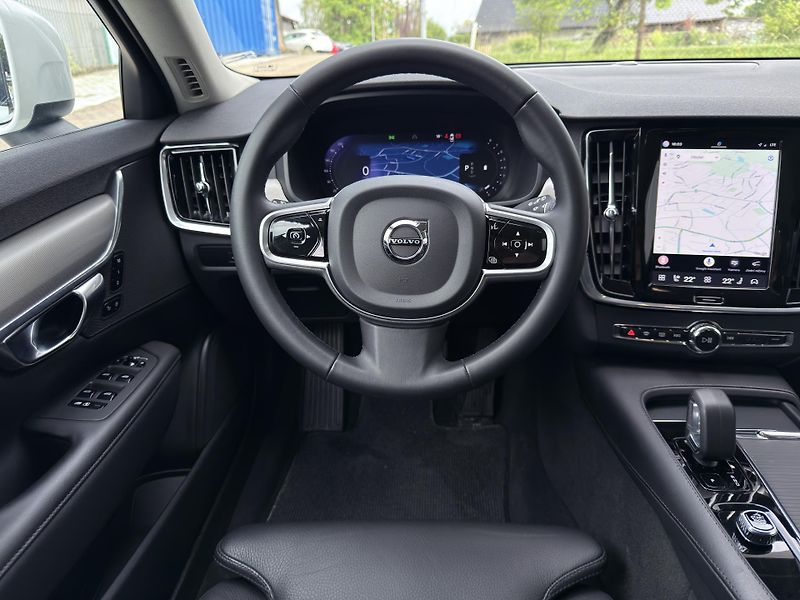 Volvo V90 CC B5 AWD (benzín) //REZERVACE - fotka 22 z 46