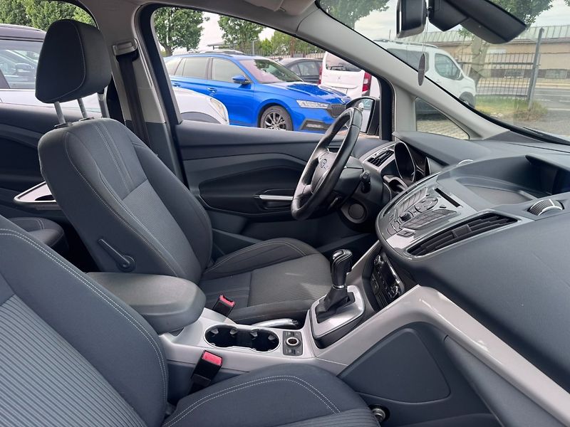Ford Grand C-MAX (2011) AUTOMAT 2,0 TDCI NOVÁ STK - fotka 41 z 50