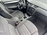Škoda Octavia (2013) 2.0 TDI CR DPF Elegance - náhled 9