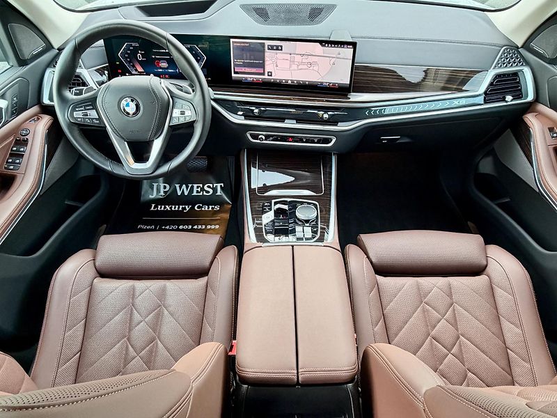 BMW X5 (2025) VZDUCH 2VR SoftClose Tažné HUD - fotka 28 z 51