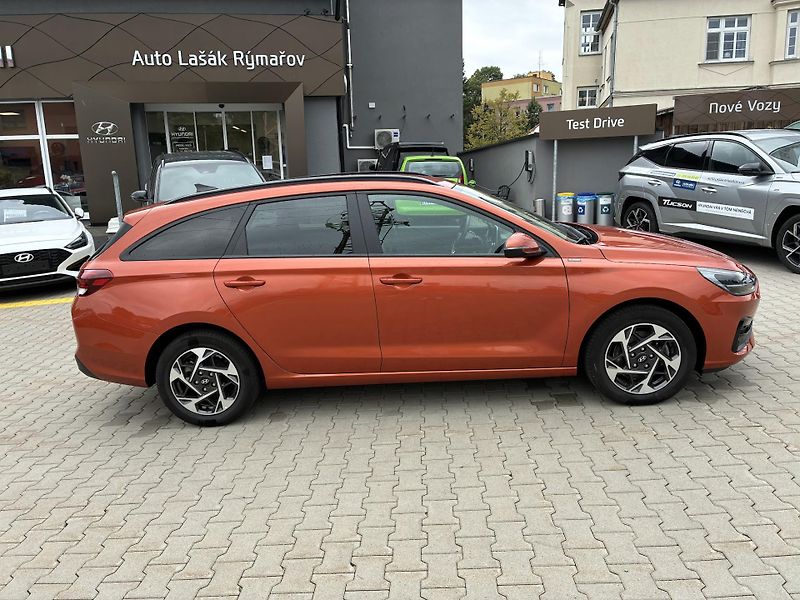 Hyundai i30 WG 1.5DPi 71kW SMART CLIMATE - fotka 2 z 31