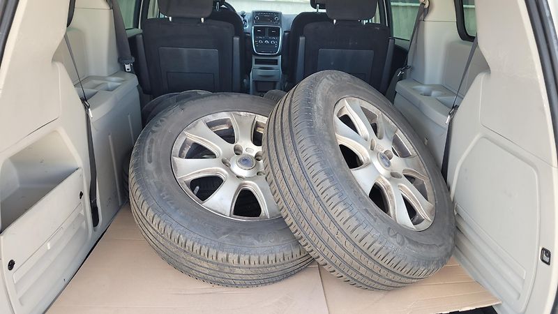 Dodge Grand Caravan 3,6i - fotka 13 z 20