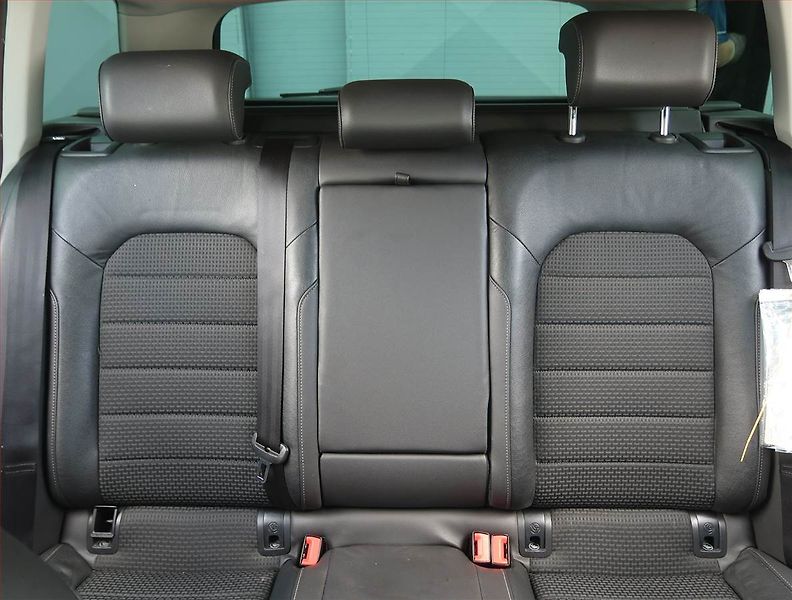 Volkswagen Golf (2014) 2.0 TDI, Serv.kniha, Navi - fotka 10 z 18