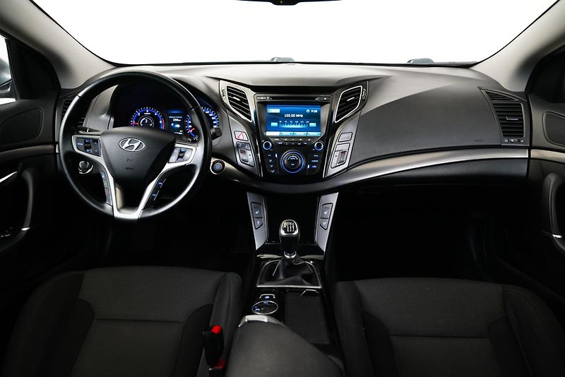 Hyundai i40 - fotka 5 z 26