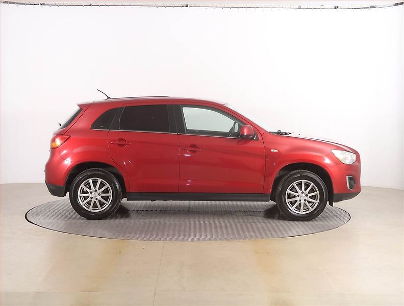 Mitsubishi ASX (2014) Invite 1.6 MIVEC, Serv.kniha - fotka 6 z 16