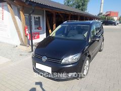 Volkswagen Touran (2014) 2.0 TDi, AT, STK4/28 - fotografie inzerátu