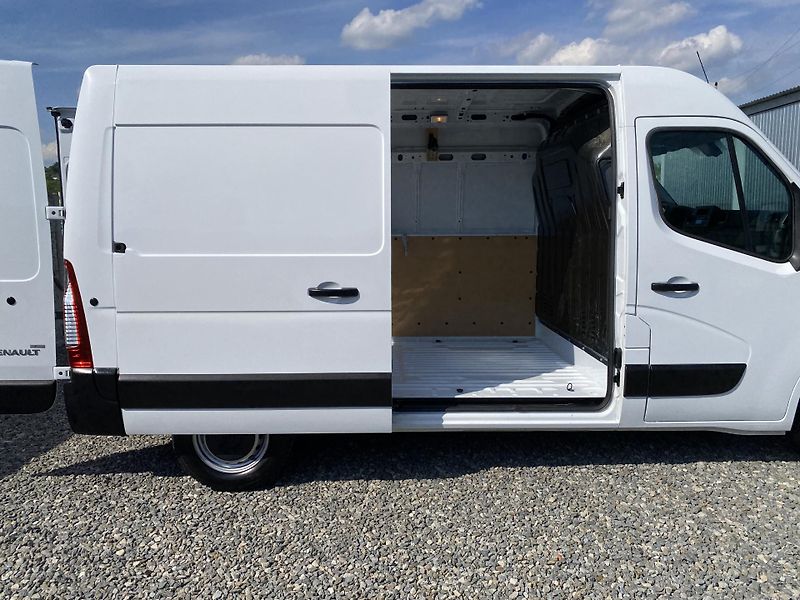 Renault Master 2.3DCi 145PS CZ DPH 99TKM TOP! - fotka 108 z 145