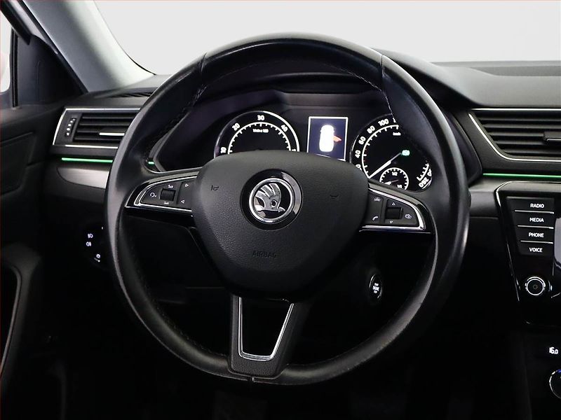 Škoda Superb (2016) Style 2.0 TDI, Automat, Navi - fotka 18 z 18