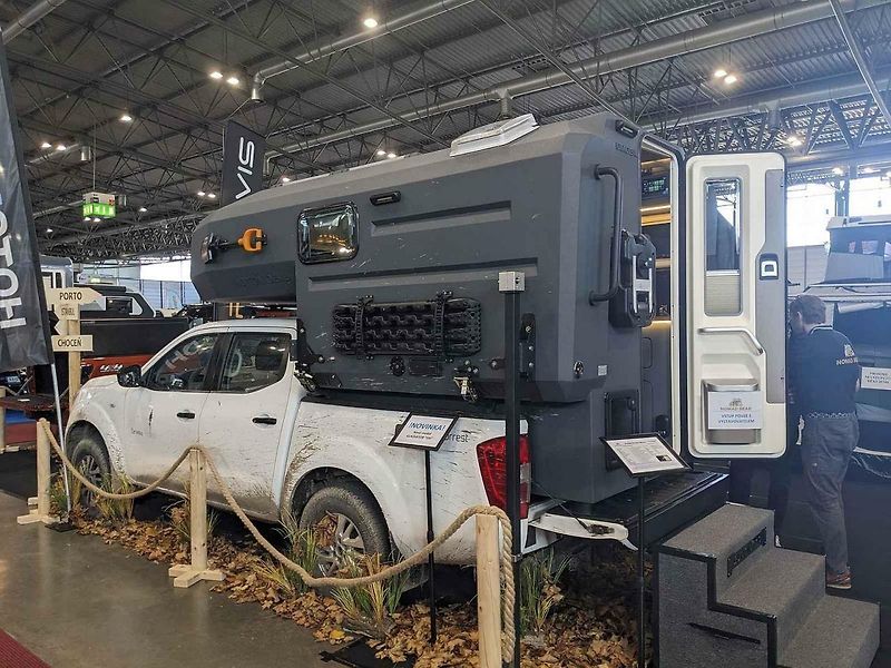 Na Caravaningu se představily expediční speciály, které zvládnou projet i Saharou